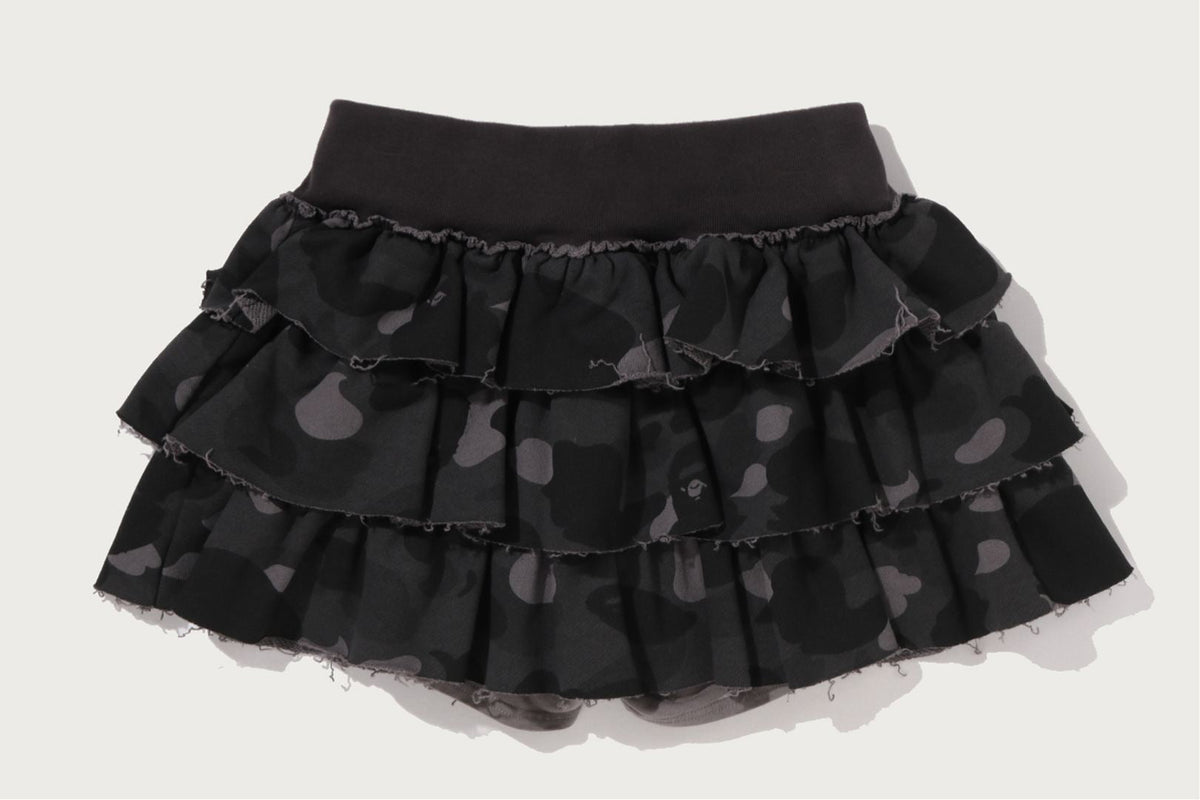 COLOR CAMO RUFFLE SWEAT SKIRT