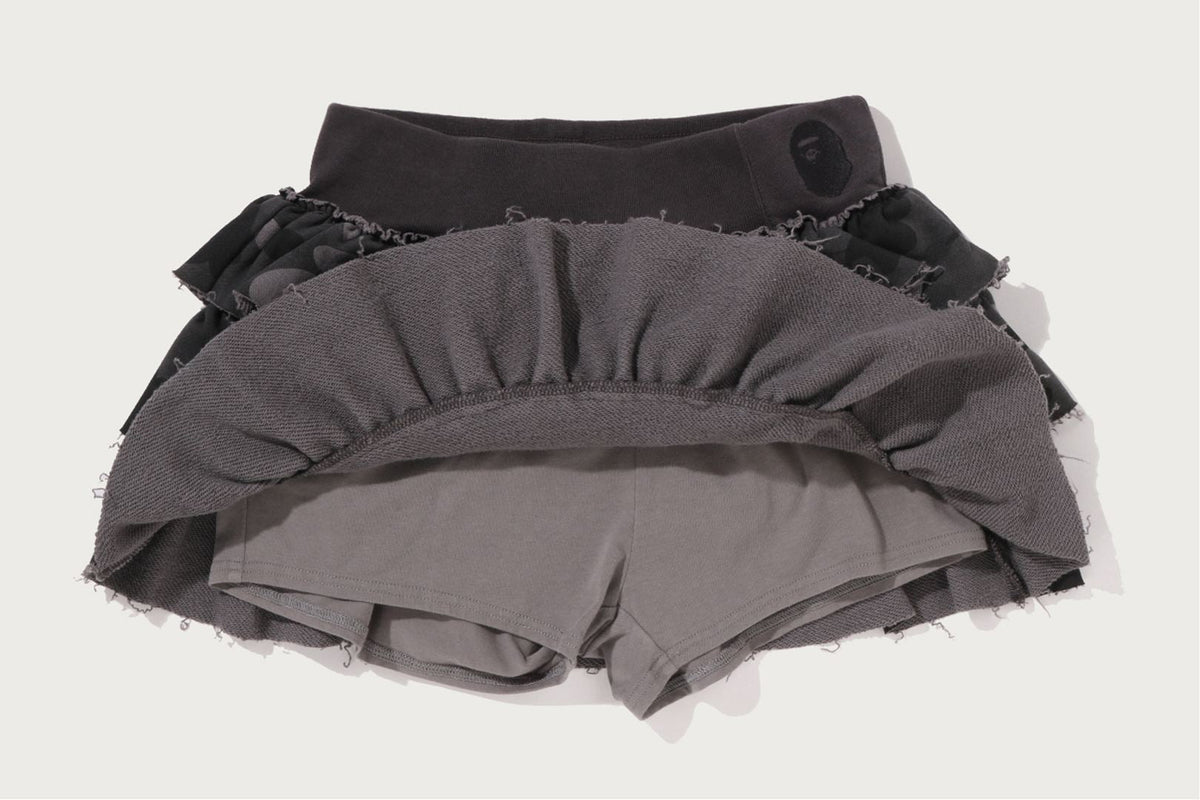 COLOR CAMO RUFFLE SWEAT SKIRT