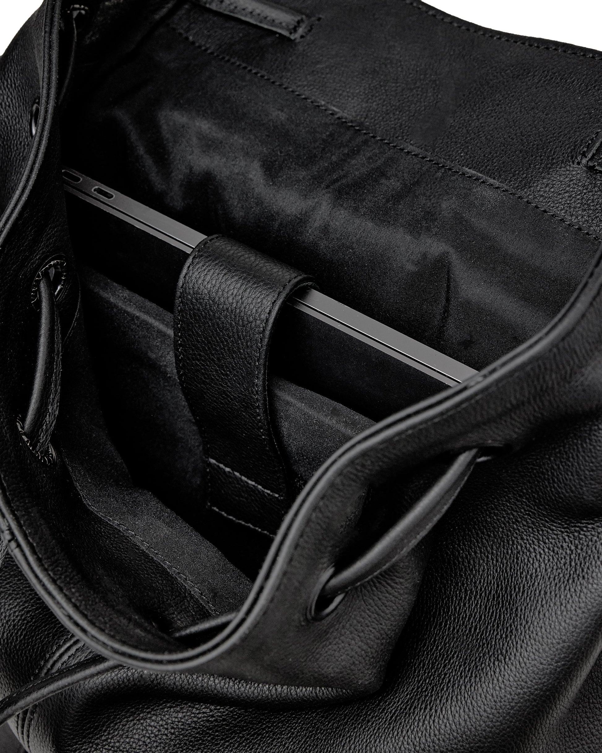 TACTICIAN BACKPACK