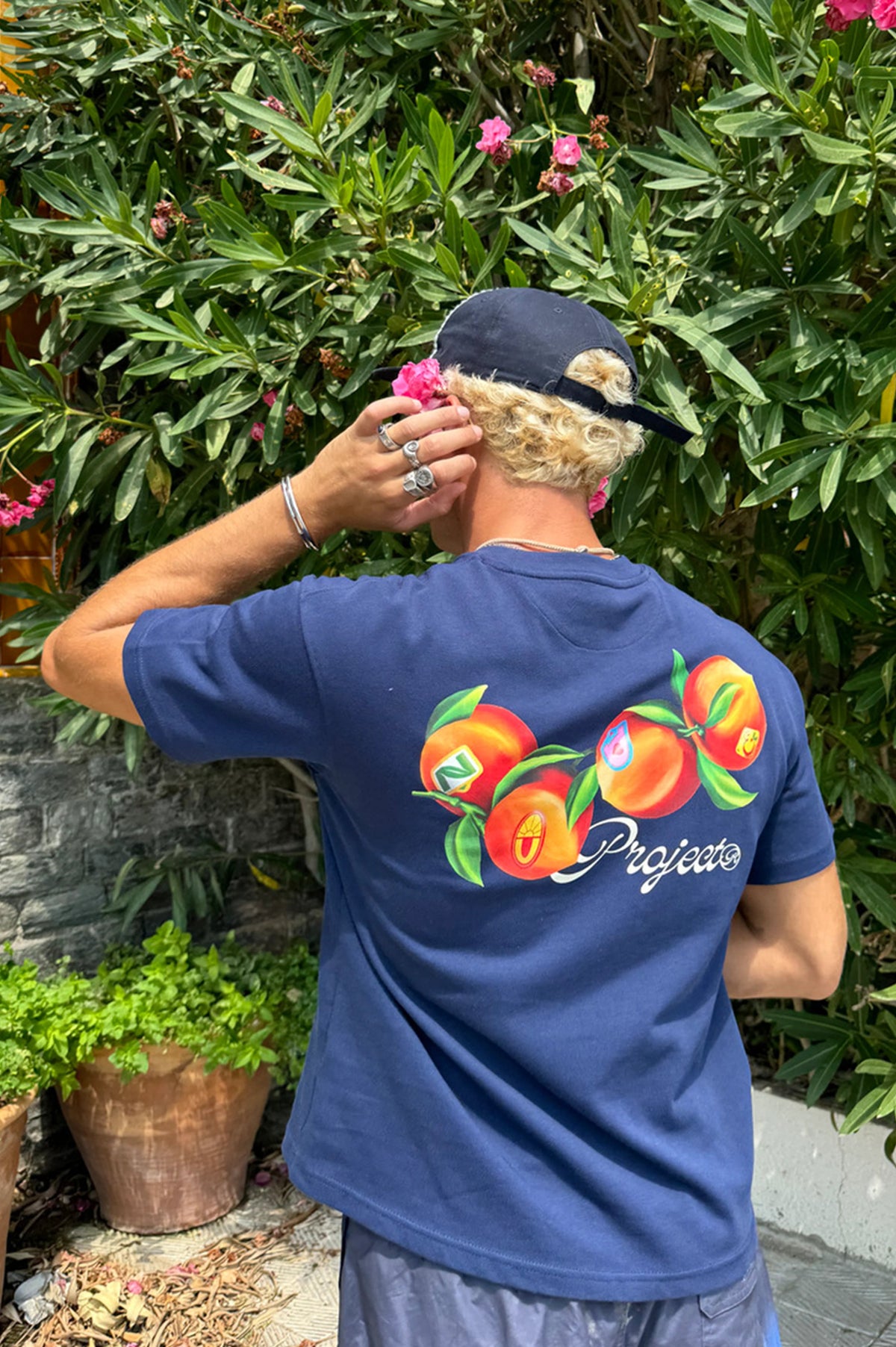 Camiseta Peach Azul Marino