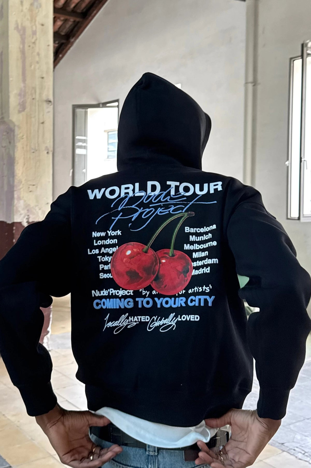 Sudadera Nude Tour Negro Oscuro