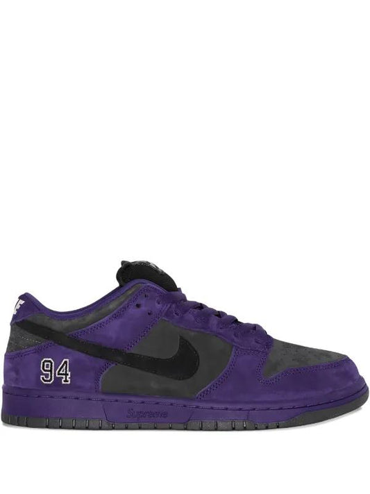SB DUNK X SUPREME (EXCLUSIVE EUROPA)